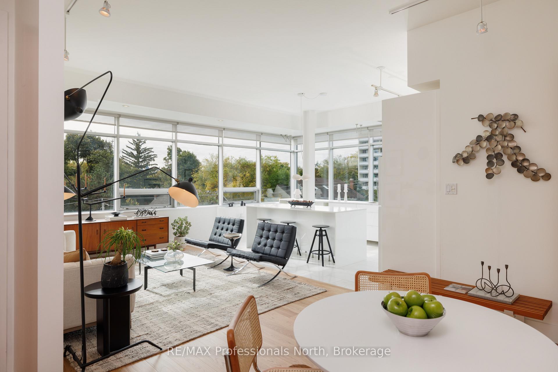 Photo 3 of Unit 404, 562 Eglinton Avenue E, Toronto, Mount Pleasant East — HOMEH