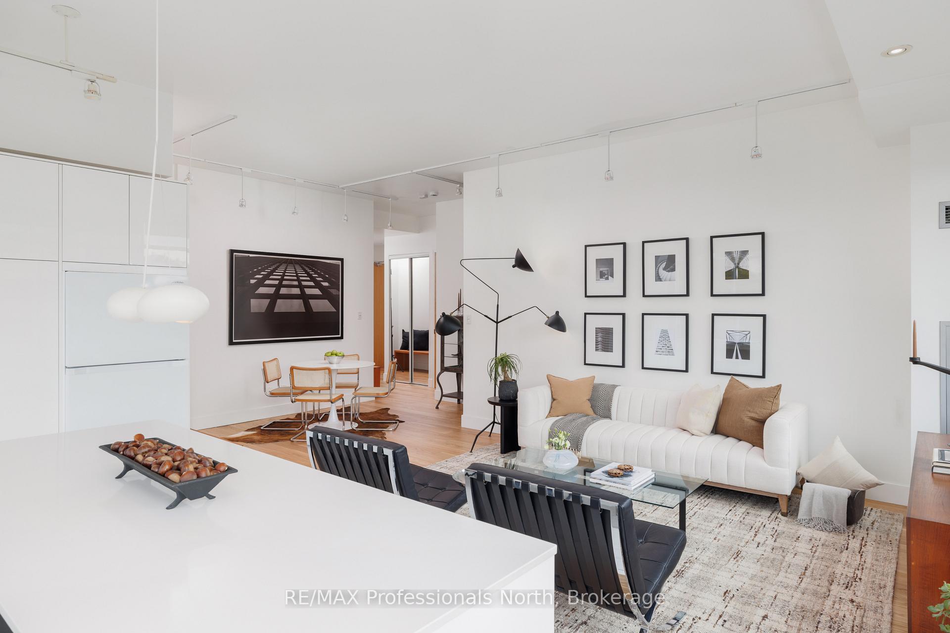 Photo 13 of Unit 404, 562 Eglinton Avenue E, Toronto, Mount Pleasant East — HOMEH