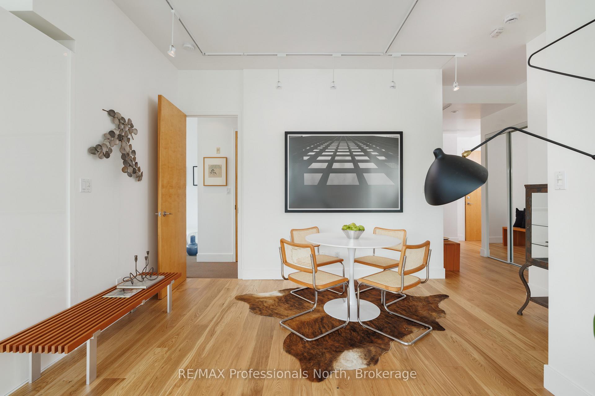 Photo 16 of Unit 404, 562 Eglinton Avenue E, Toronto, Mount Pleasant East — HOMEH