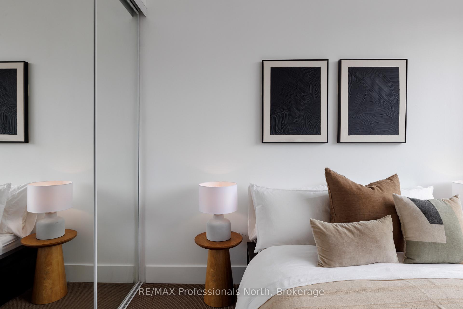 Photo 25 of Unit 404, 562 Eglinton Avenue E, Toronto, Mount Pleasant East — HOMEH