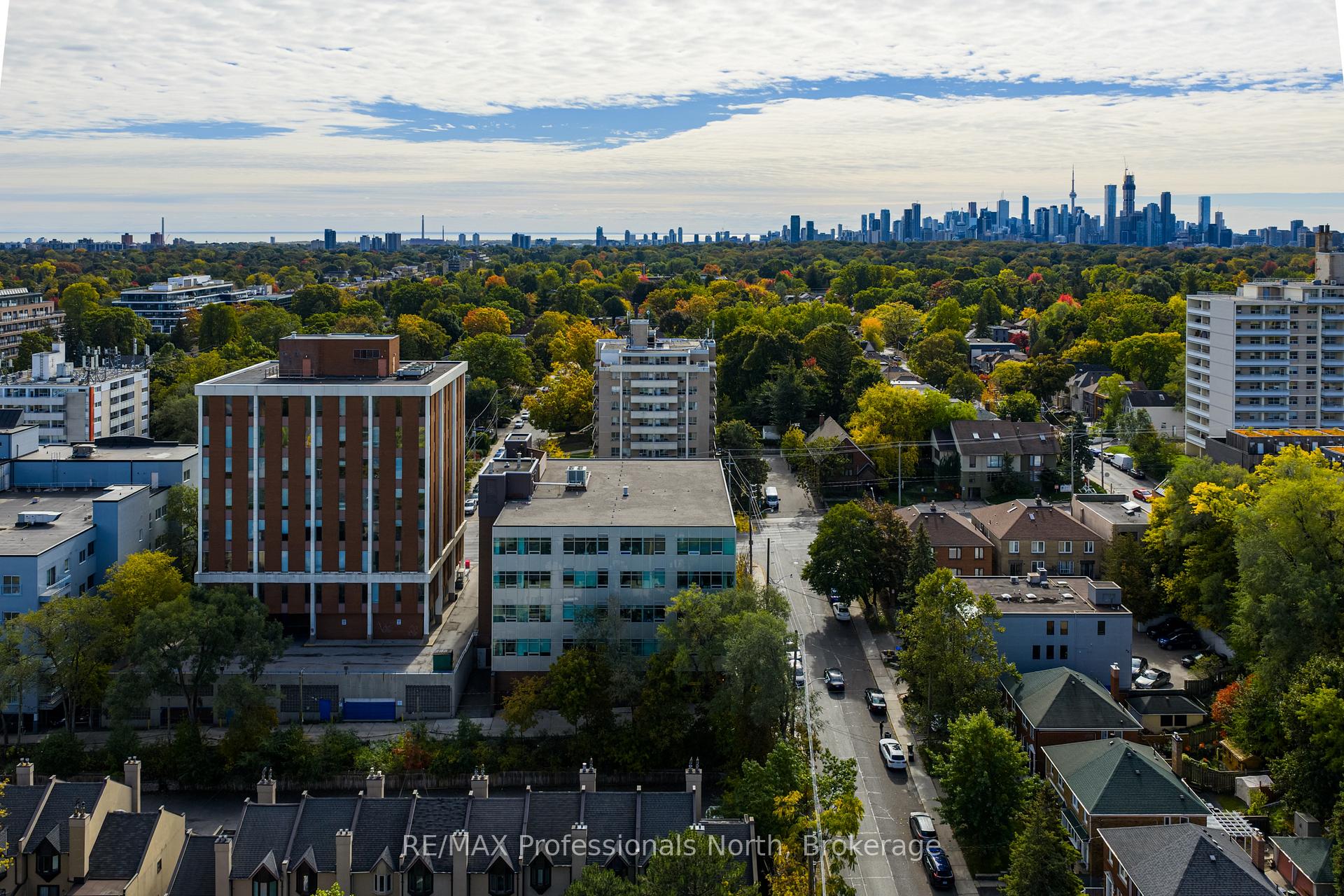 Photo 34 of Unit 404, 562 Eglinton Avenue E, Toronto, Mount Pleasant East — HOMEH