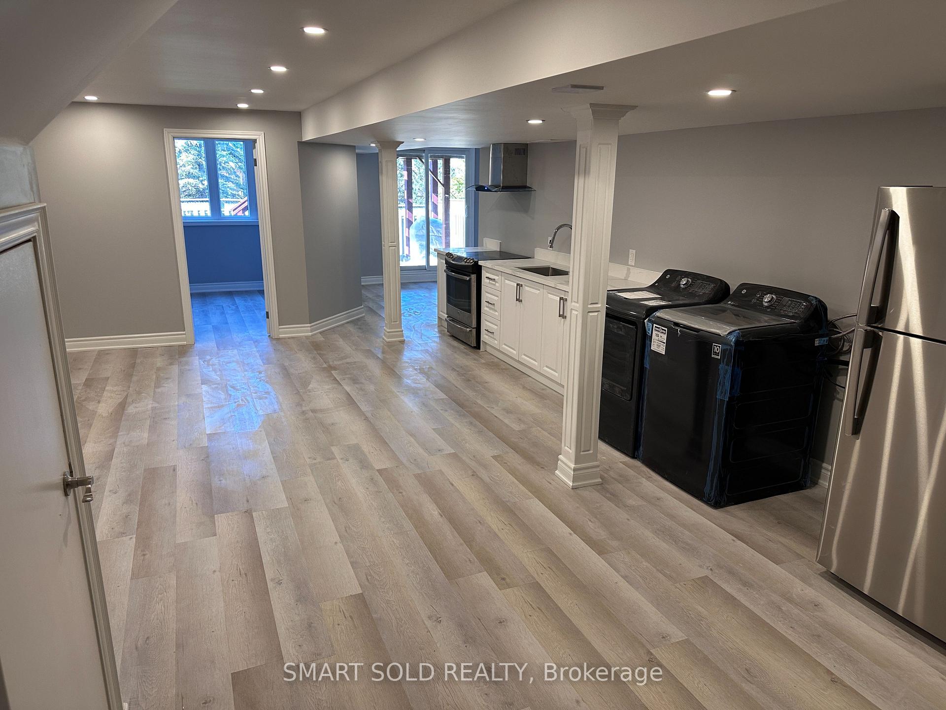 Photo 1 of 264 Stone Road, Aurora, Aurora Grove — HOMEH