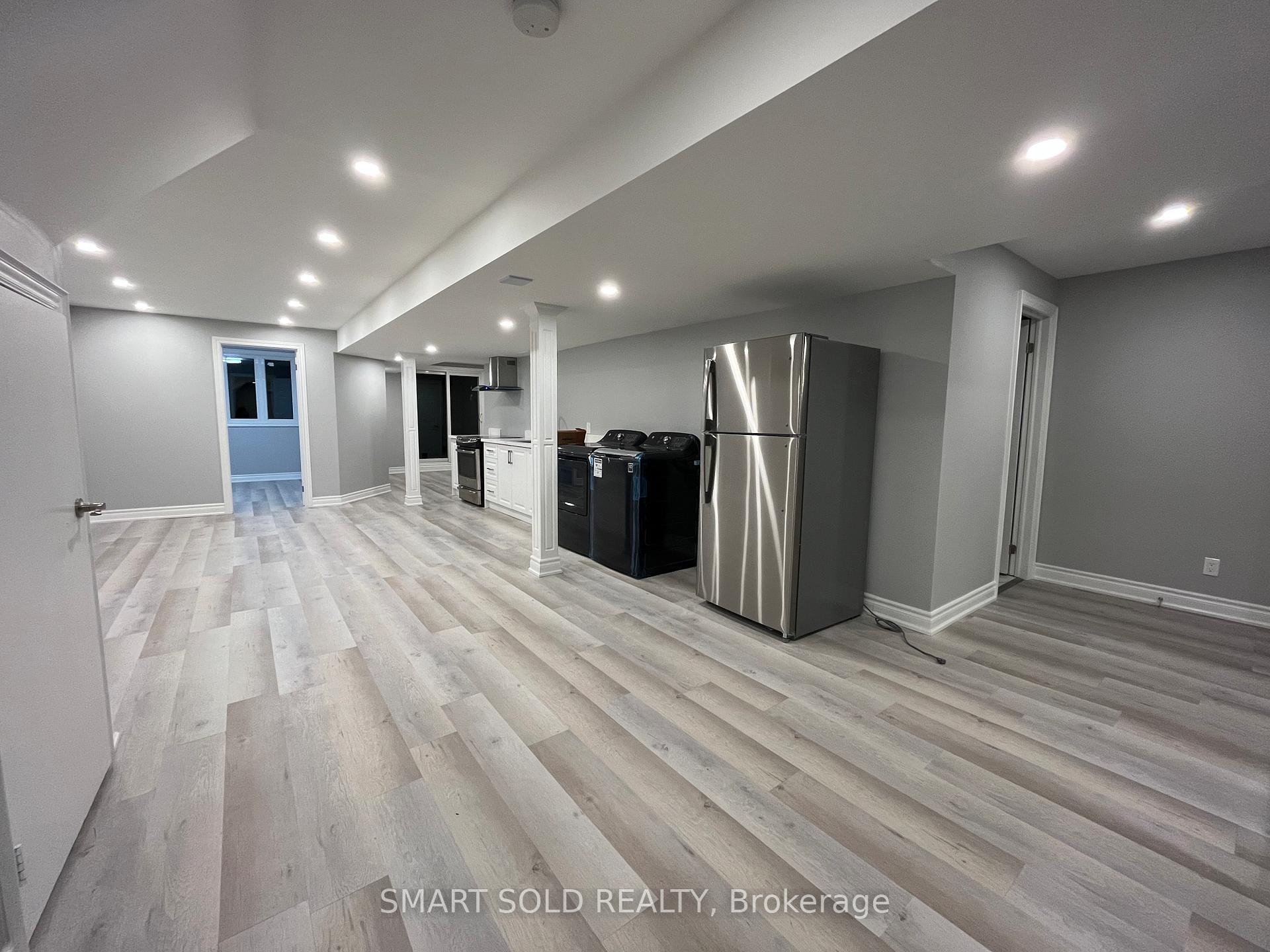 Photo 9 of 264 Stone Road, Aurora, Aurora Grove — HOMEH