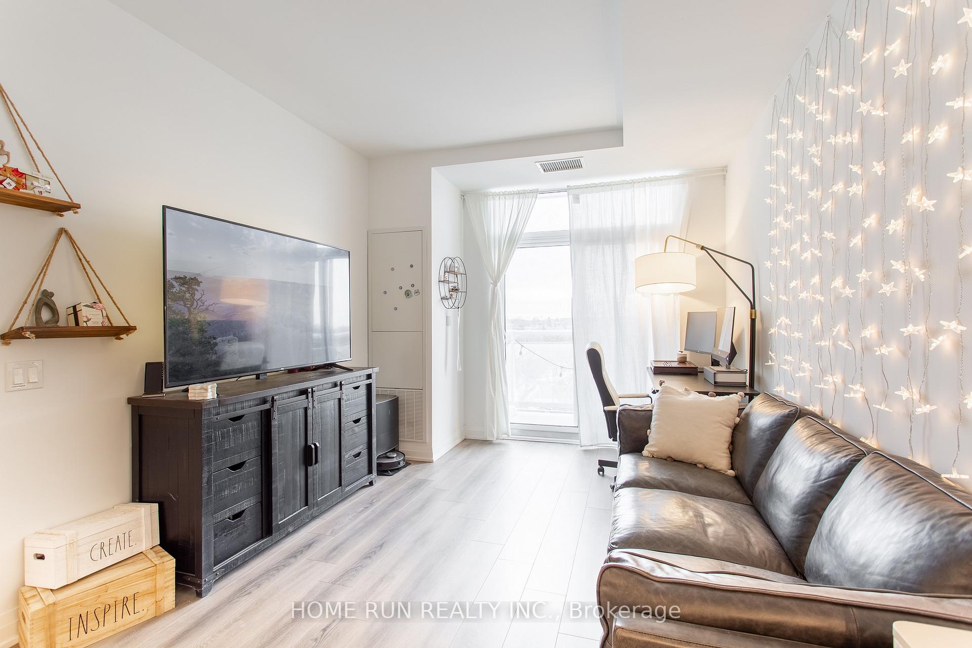 Photo 3 of Unit 613, 286 Main Street, Toronto, East End-Danforth — HOMEH
