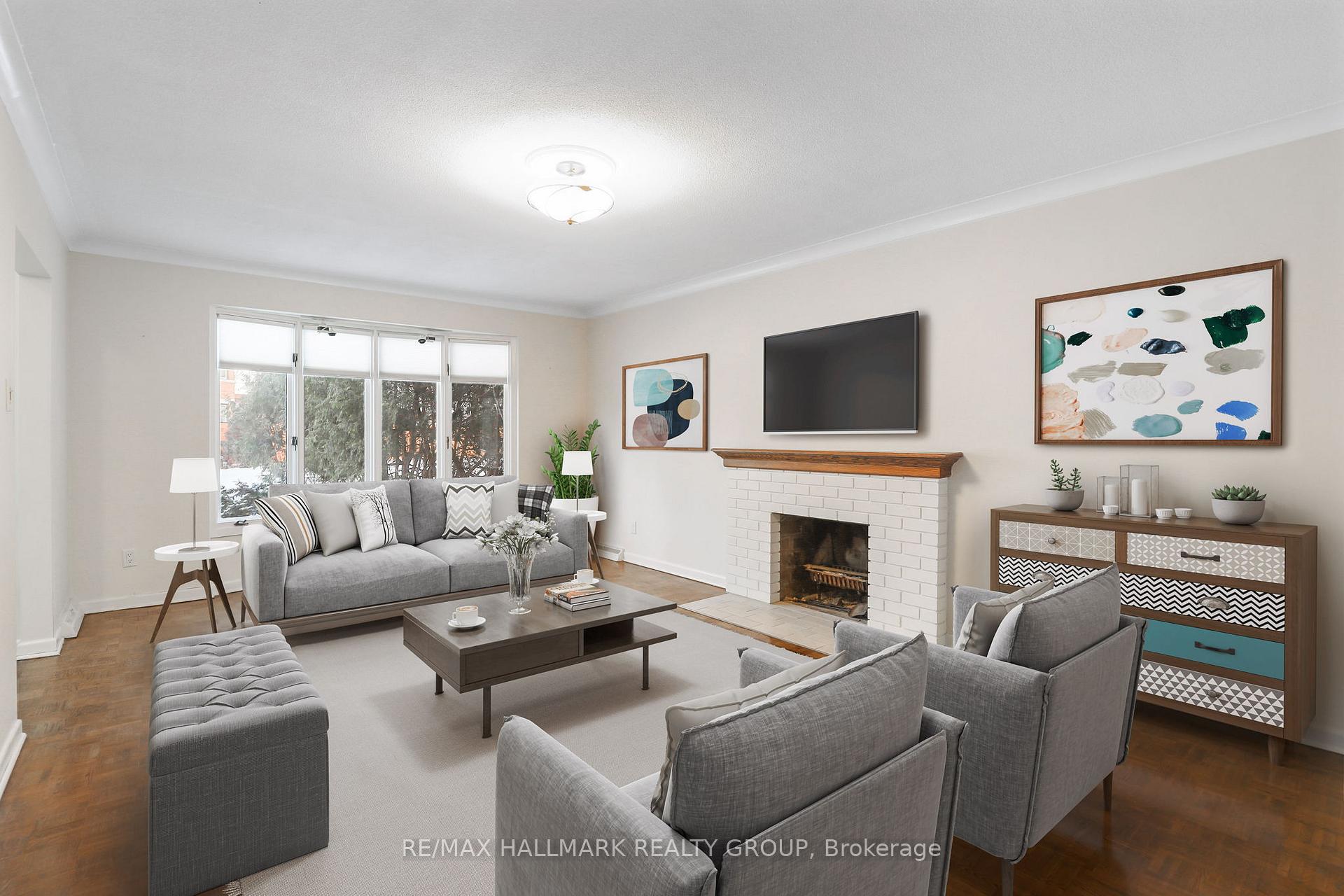 Photo 4 of 436 Mansfield Avenue, Ottawa, Woodroffe — HOMEH
