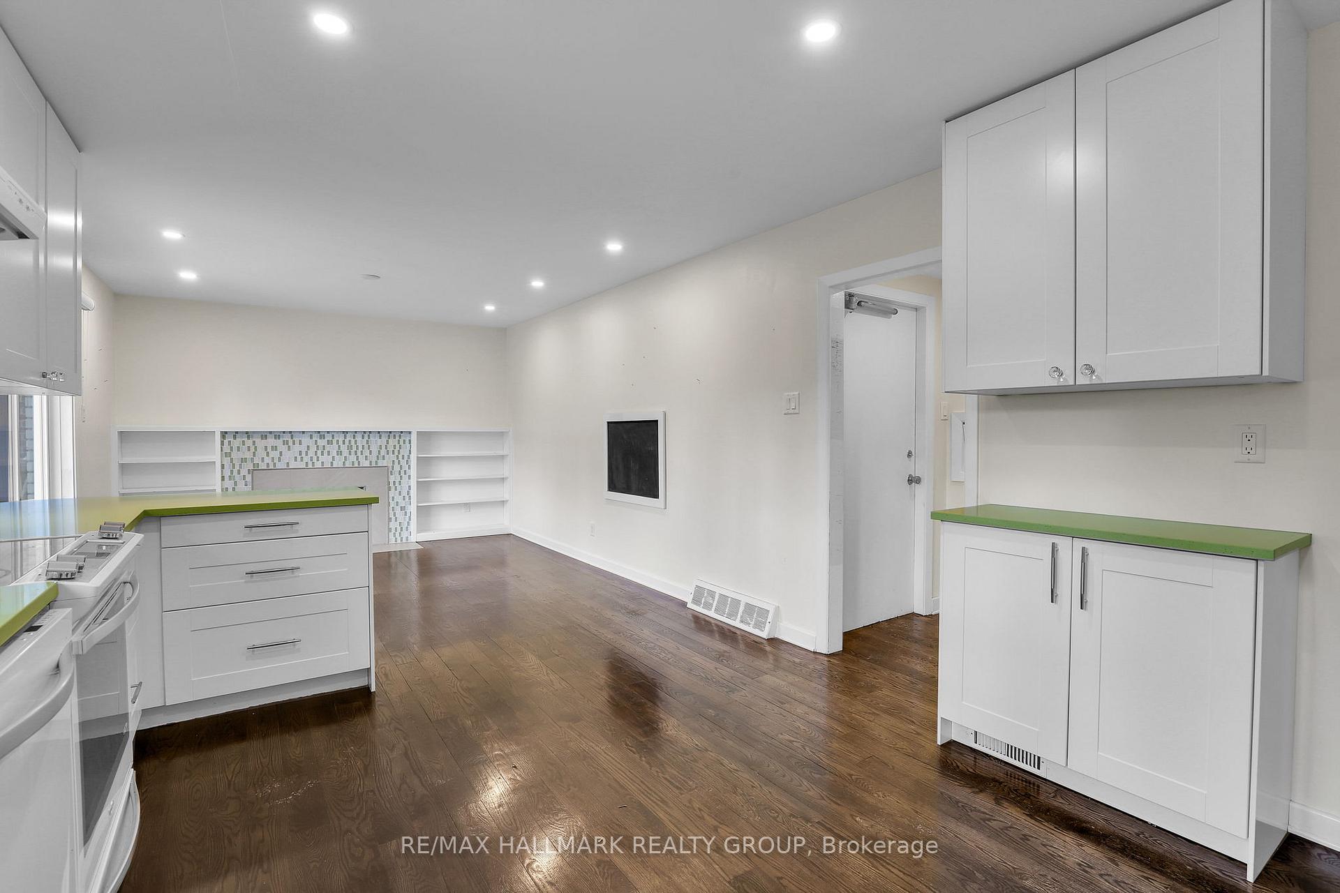 Photo 9 of 436 Mansfield Avenue, Ottawa, Woodroffe — HOMEH