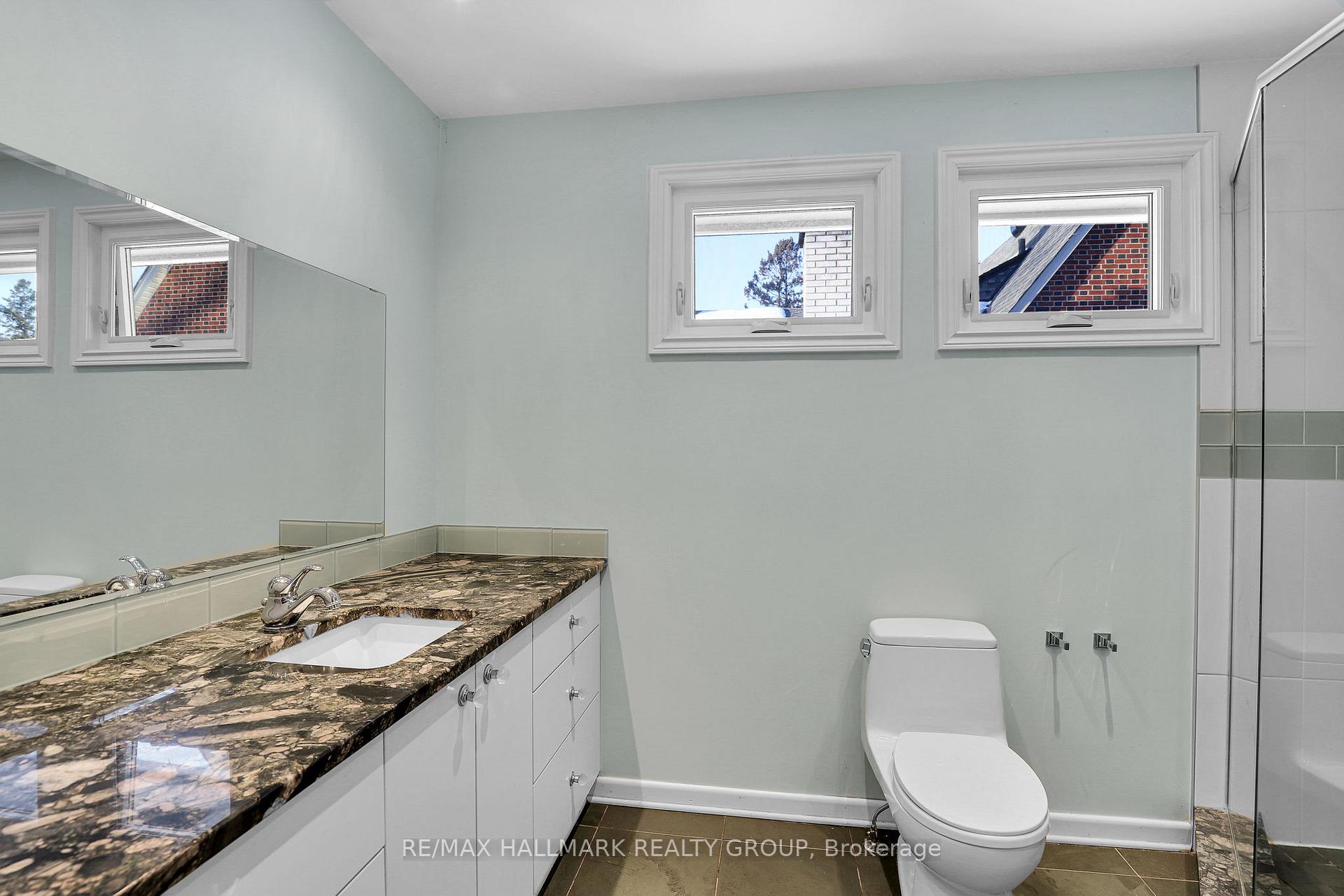 Photo 13 of 436 Mansfield Avenue, Ottawa, Woodroffe — HOMEH
