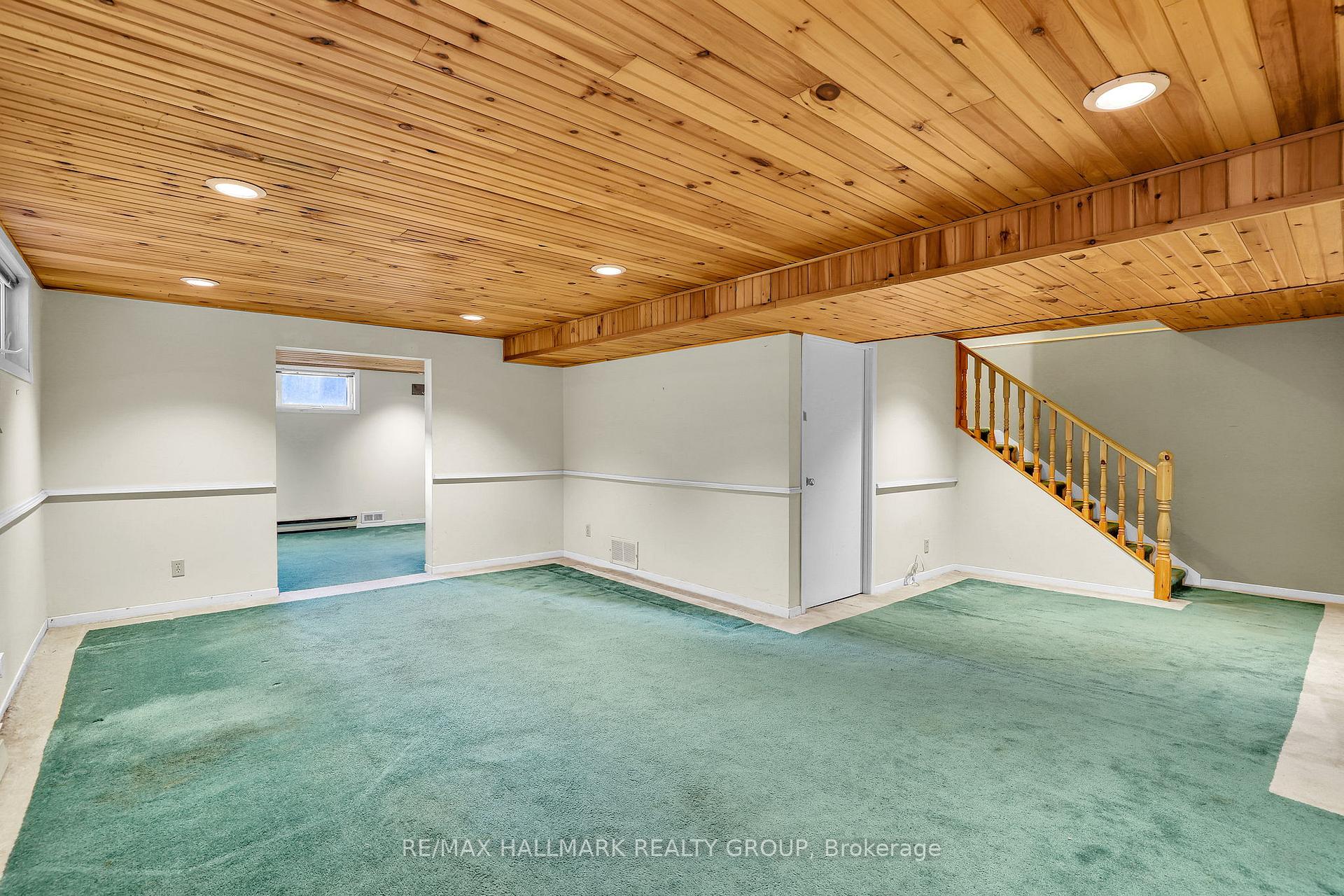 Photo 18 of 436 Mansfield Avenue, Ottawa, Woodroffe — HOMEH