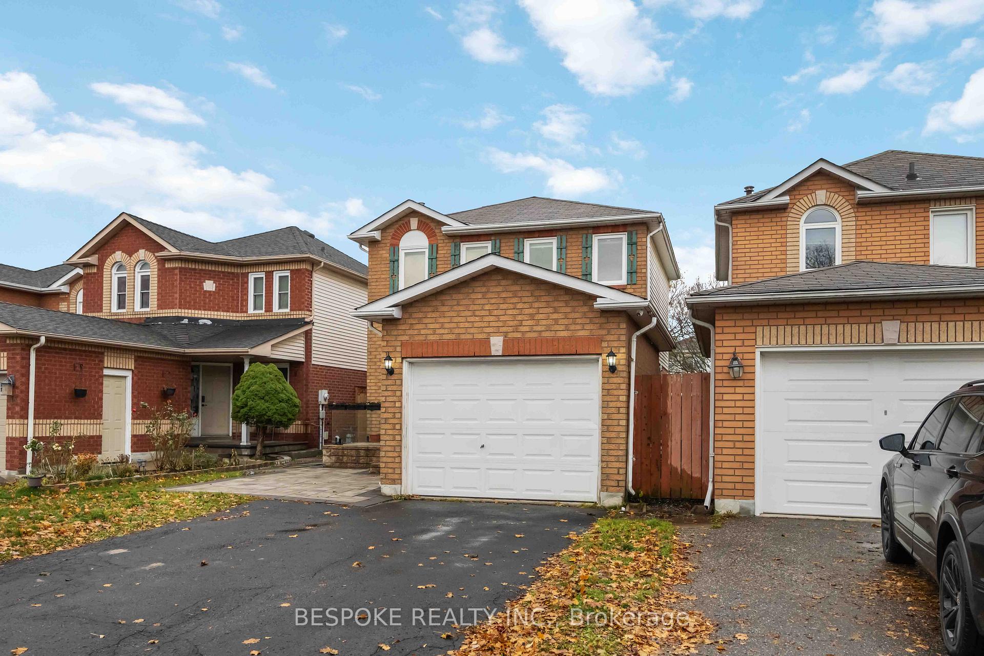 Photo 2 of 13 John Walter Crescent, Clarington, Courtice — HOMEH