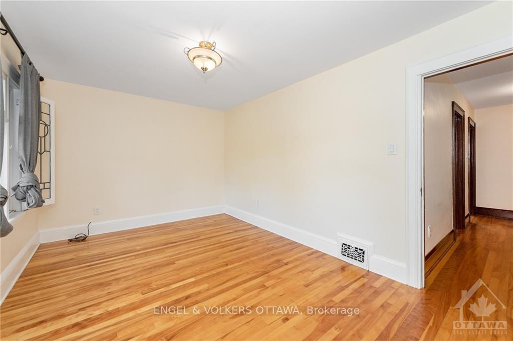 Photo 15 of 180 Hickory Street, Ottawa, West Centre Town — HOMEH