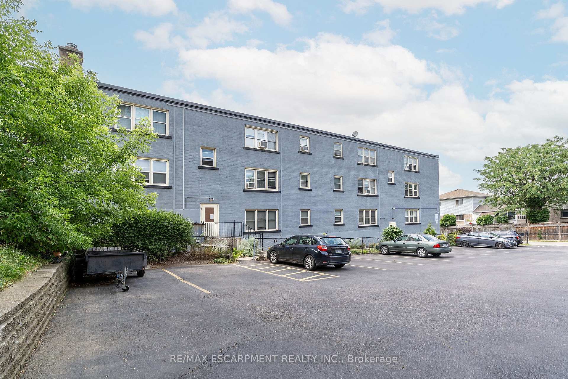 Photo 10 of Unit 14, 1759 King Street E, Hamilton, Bartonville — HOMEH