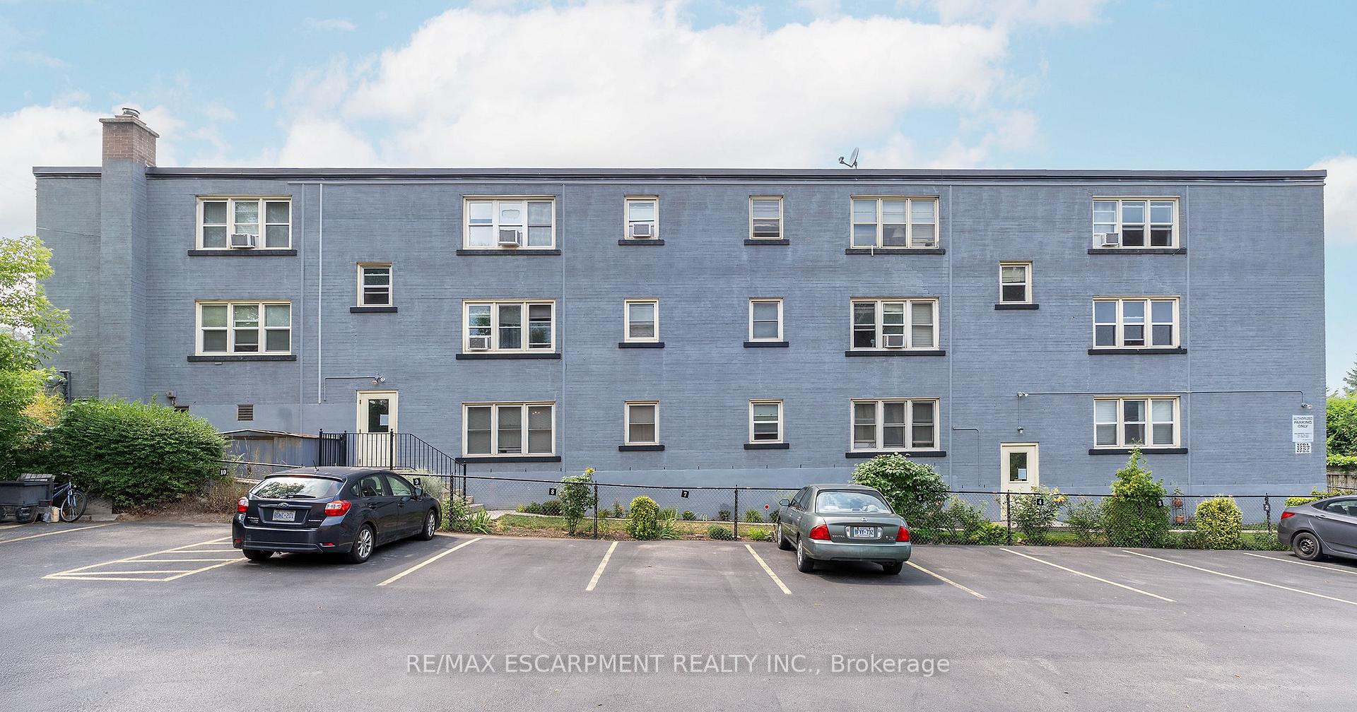 Photo 11 of Unit 14, 1759 King Street E, Hamilton, Bartonville — HOMEH