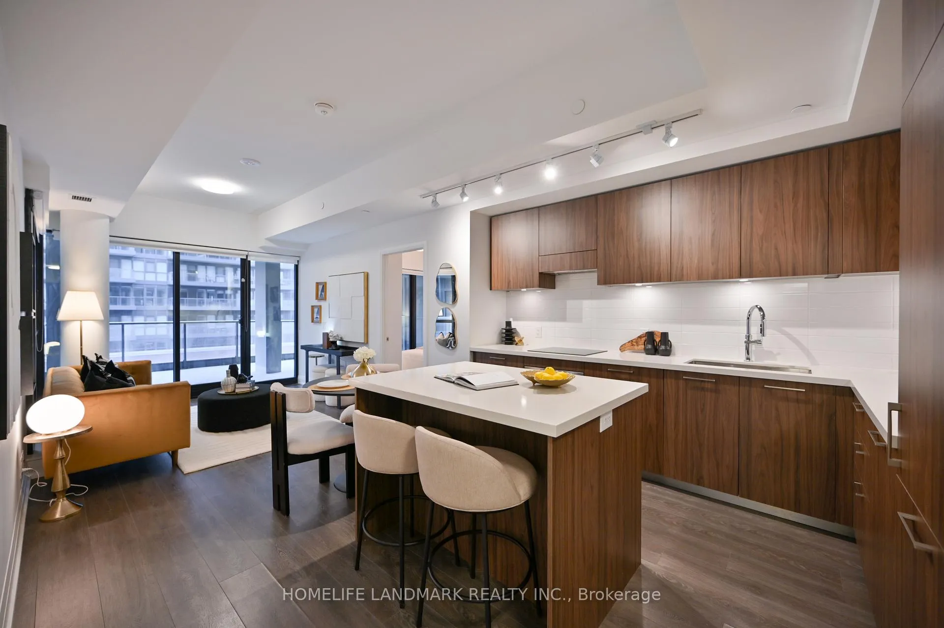 Photo 5 of Unit 814, 33 Frederick Todd Way, Toronto, Thorncliffe Park — HOMEH