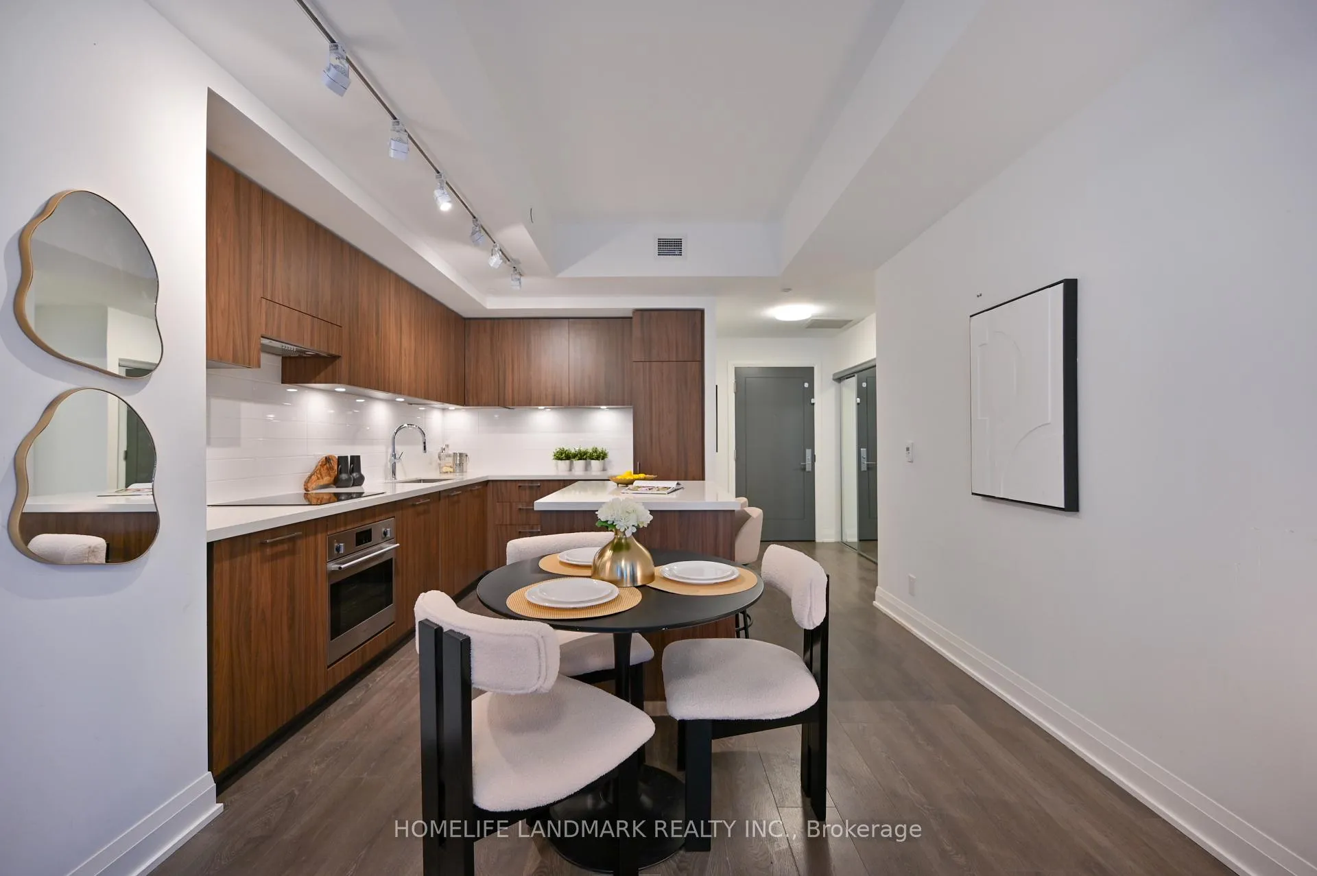 Photo 7 of Unit 814, 33 Frederick Todd Way, Toronto, Thorncliffe Park — HOMEH