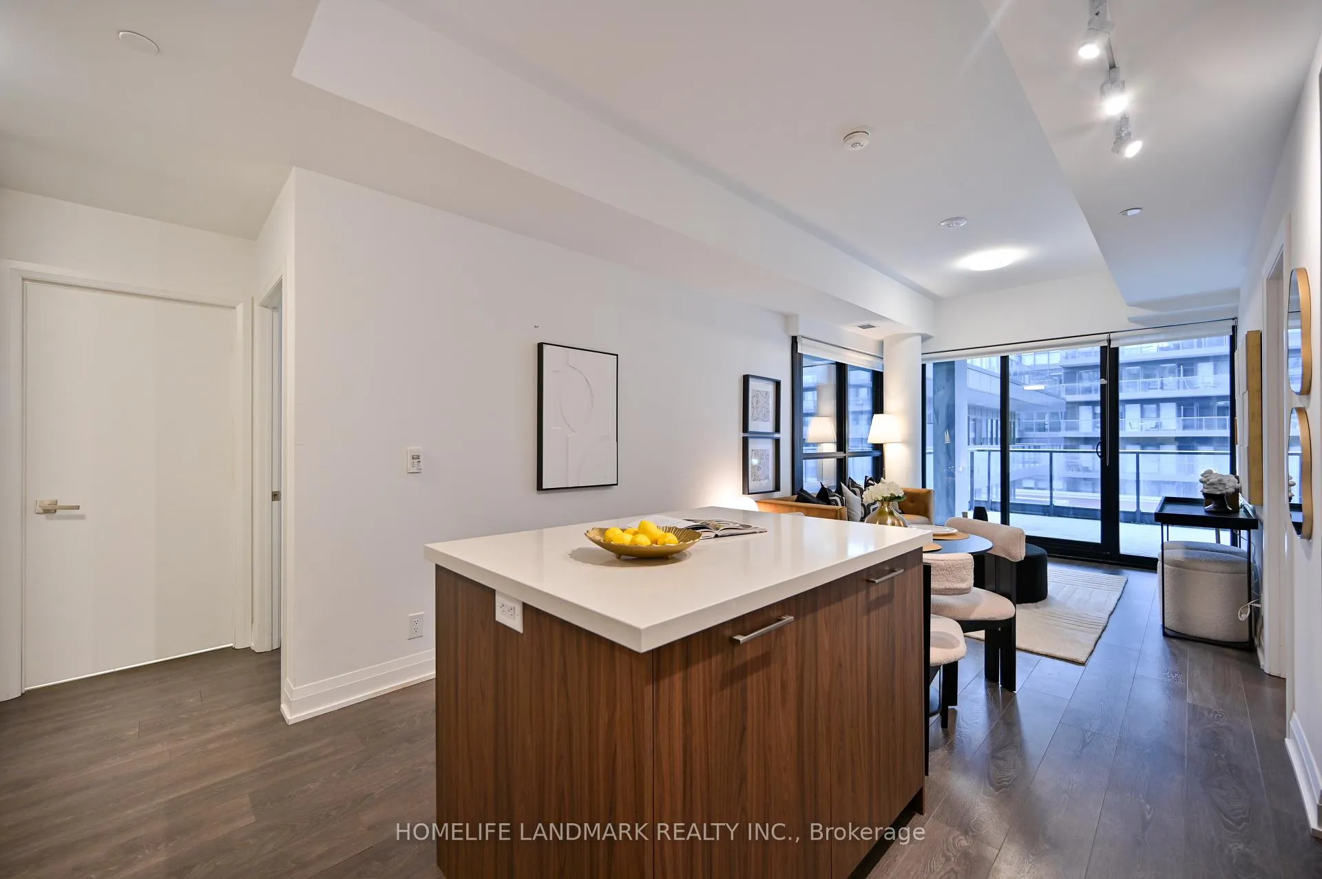 Photo 9 of Unit 814, 33 Frederick Todd Way, Toronto, Thorncliffe Park — HOMEH