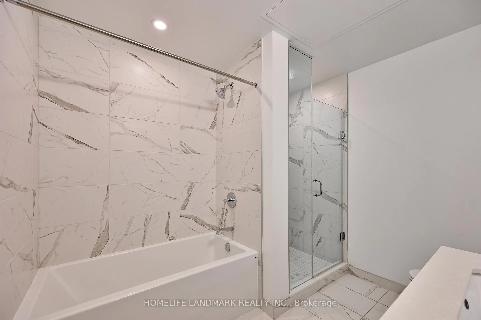 Photo 20 of Unit 814, 33 Frederick Todd Way, Toronto, Thorncliffe Park — HOMEH