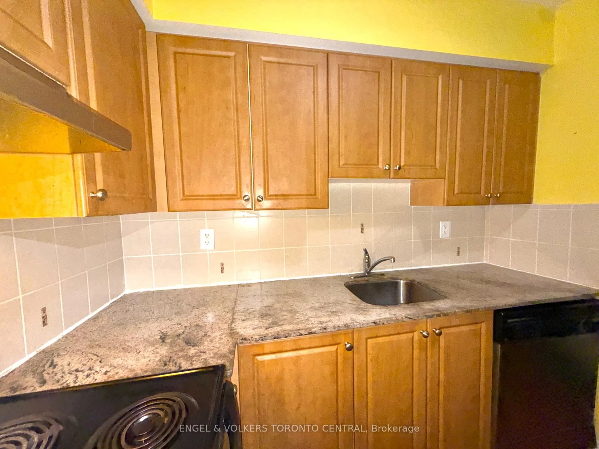 Photo 9 of Unit 208, 225 Wellesley Street E, Toronto, Cabbagetown-South St. James Town — HOMEH