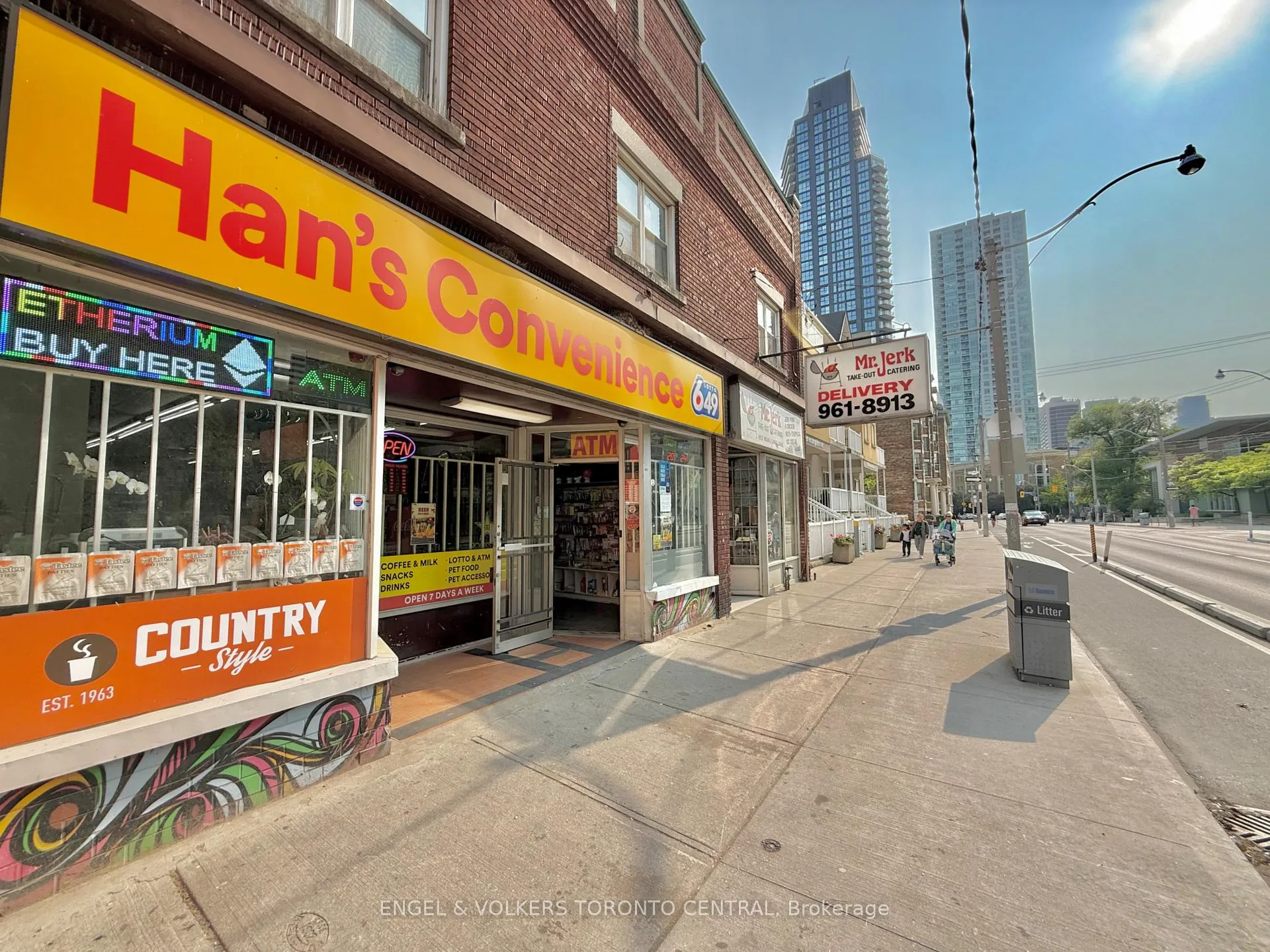 Photo 33 of Unit 208, 225 Wellesley Street E, Toronto, Cabbagetown-South St. James Town — HOMEH
