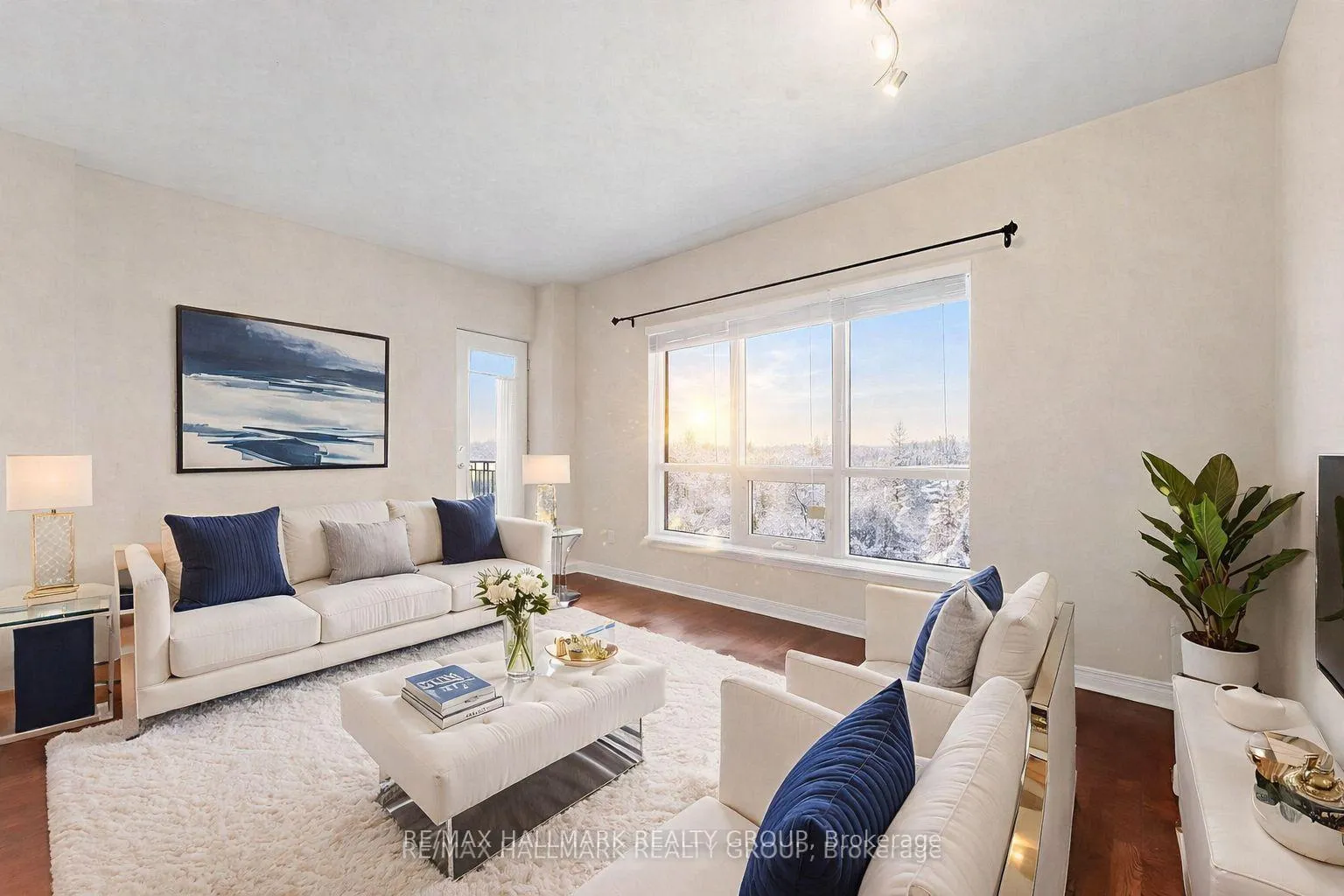 Photo 12 of Unit 320, 905 Beauparc Private, Ottawa, Cyrville — HOMEH