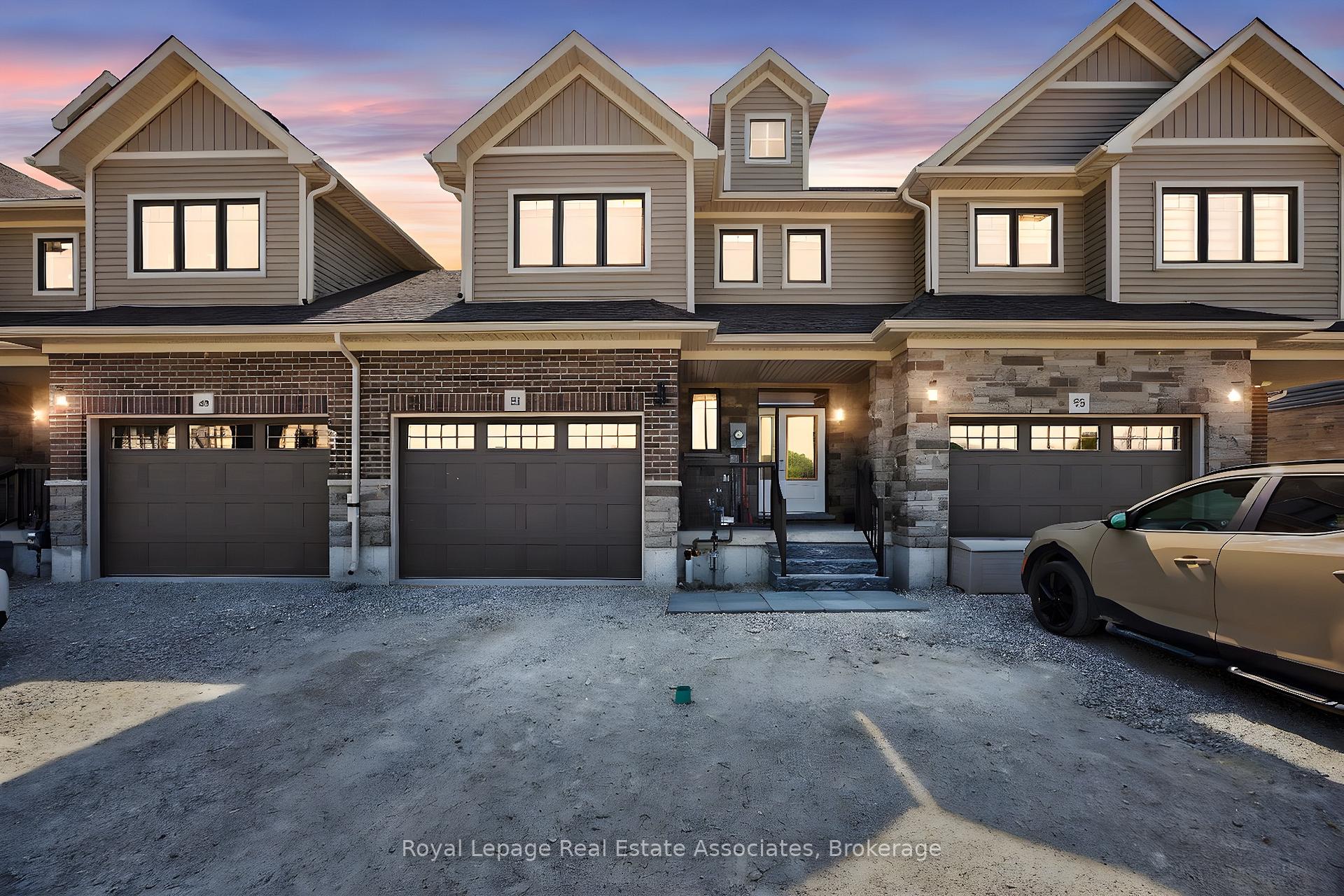 Photo 1 of 51 Swain Crescent, Collingwood — HOMEH