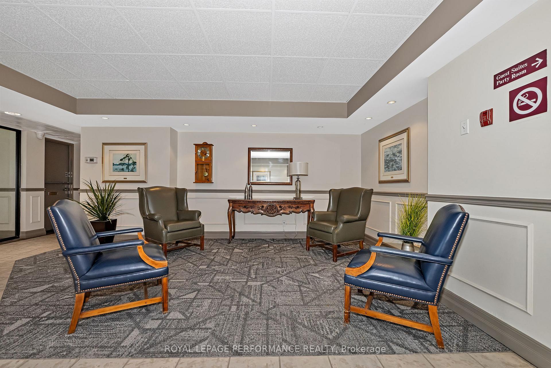 Photo 5 of Unit 521, 1599 Lassiter Terrace, Ottawa, Beaconwood — HOMEH