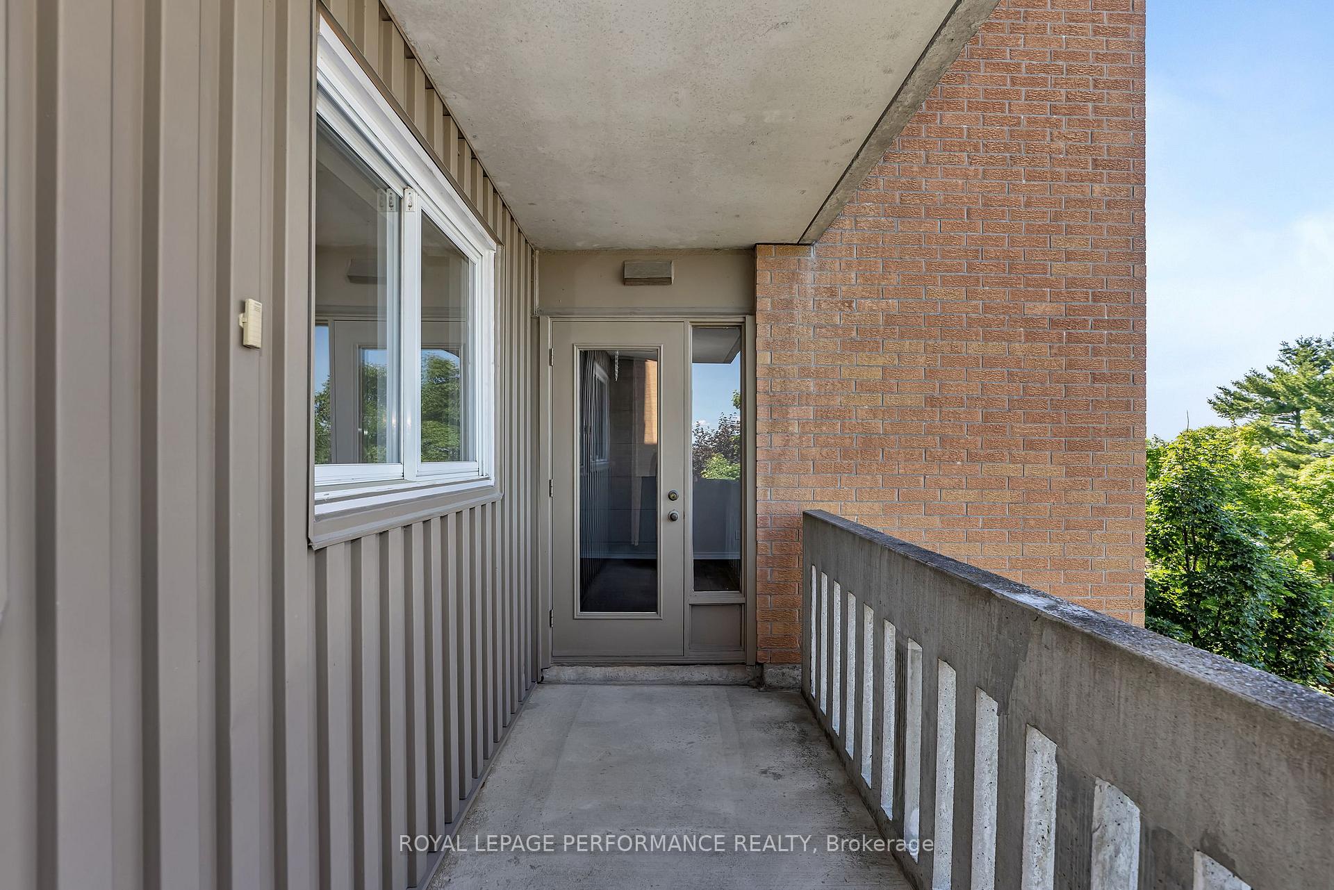 Photo 15 of Unit 521, 1599 Lassiter Terrace, Ottawa, Beaconwood — HOMEH