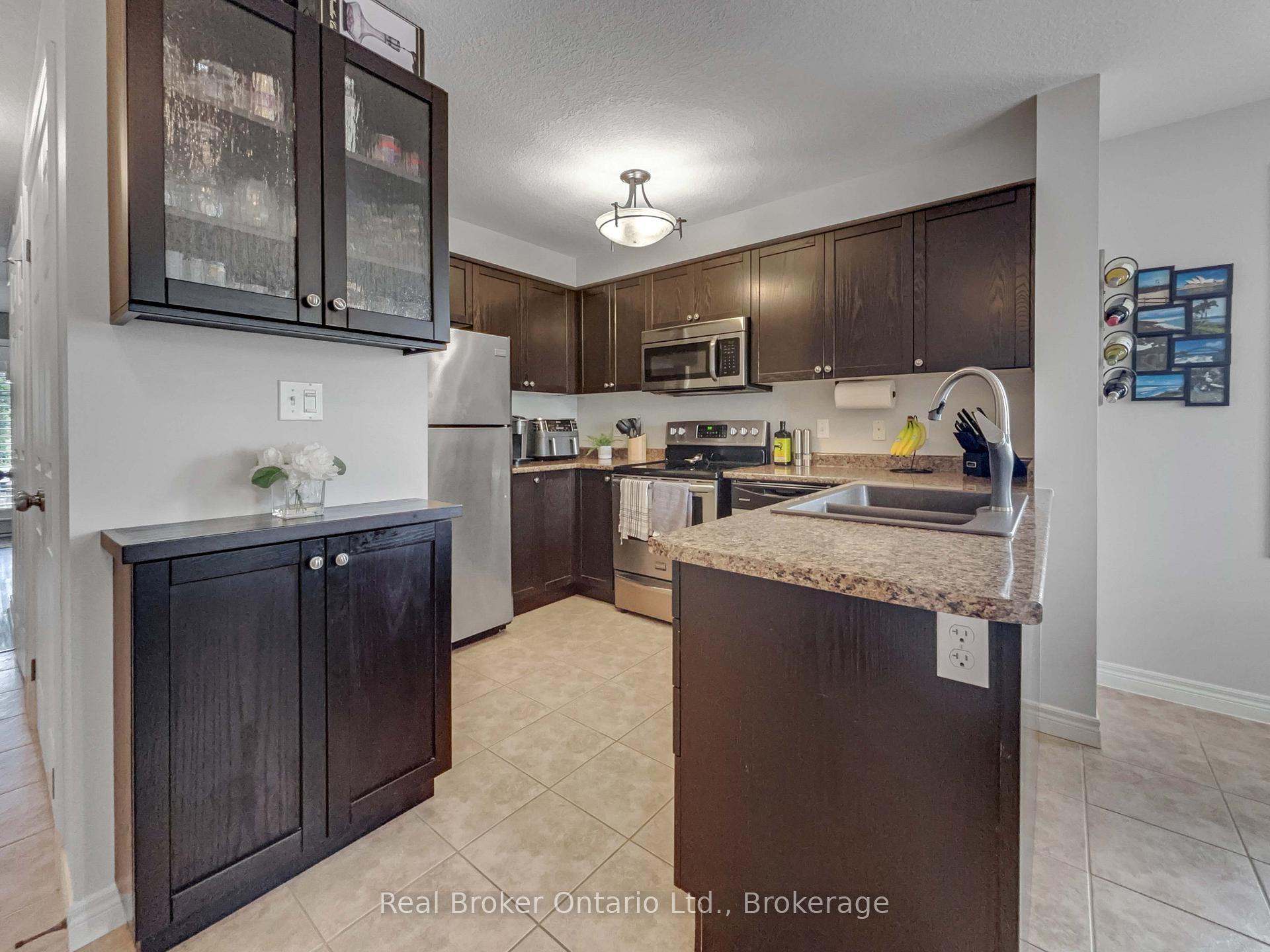 Photo 3 of Unit 656B, 656 Woodlawn Road E, Guelph, Victoria North — HOMEH