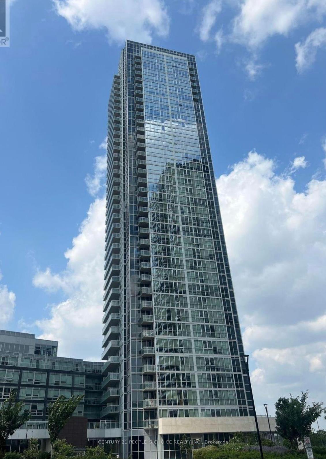 Front of Unit 526, 2908 Highway 7 Road