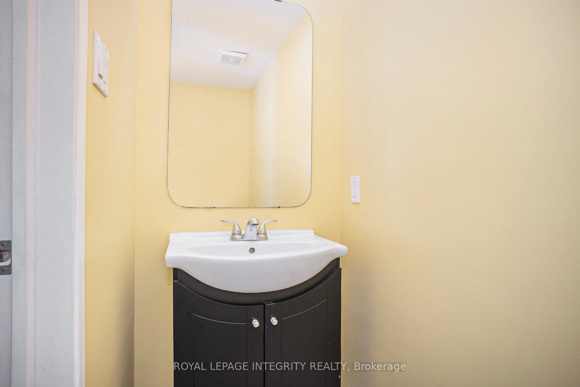 Photo 16 of 562 Reardon, Ottawa, Heron Gate/Industrial Park — HOMEH