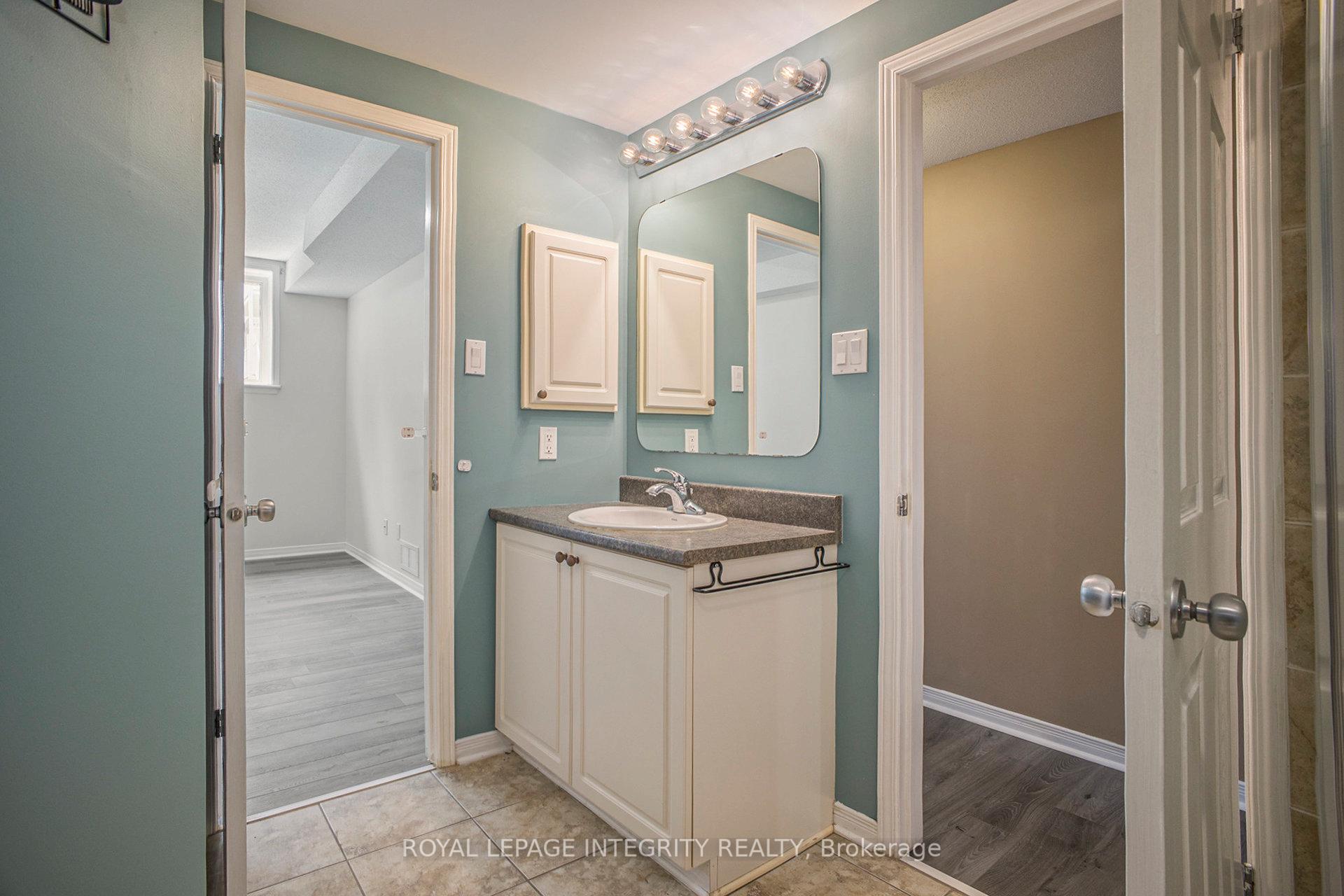 Photo 21 of 562 Reardon, Ottawa, Heron Gate/Industrial Park — HOMEH