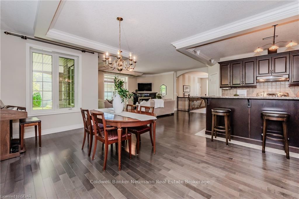 Photo 10 of Unit 18, 255 Summerfield Drive, Guelph, Pineridge/Westminster Woods — HOMEH