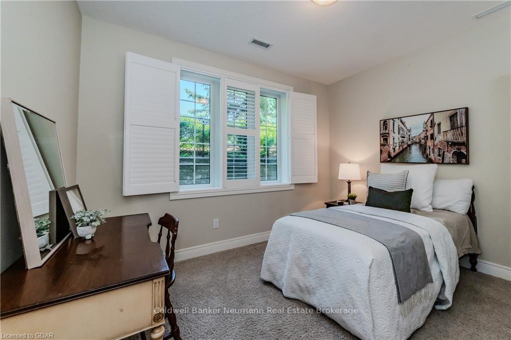Photo 13 of Unit 18, 255 Summerfield Drive, Guelph, Pineridge/Westminster Woods — HOMEH