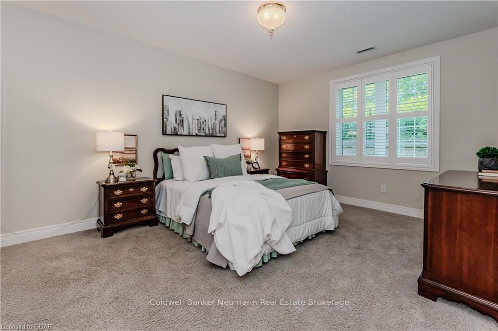 Photo 17 of Unit 18, 255 Summerfield Drive, Guelph, Pineridge/Westminster Woods — HOMEH
