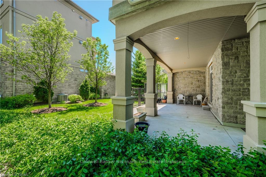 Photo 33 of Unit 18, 255 Summerfield Drive, Guelph, Pineridge/Westminster Woods — HOMEH