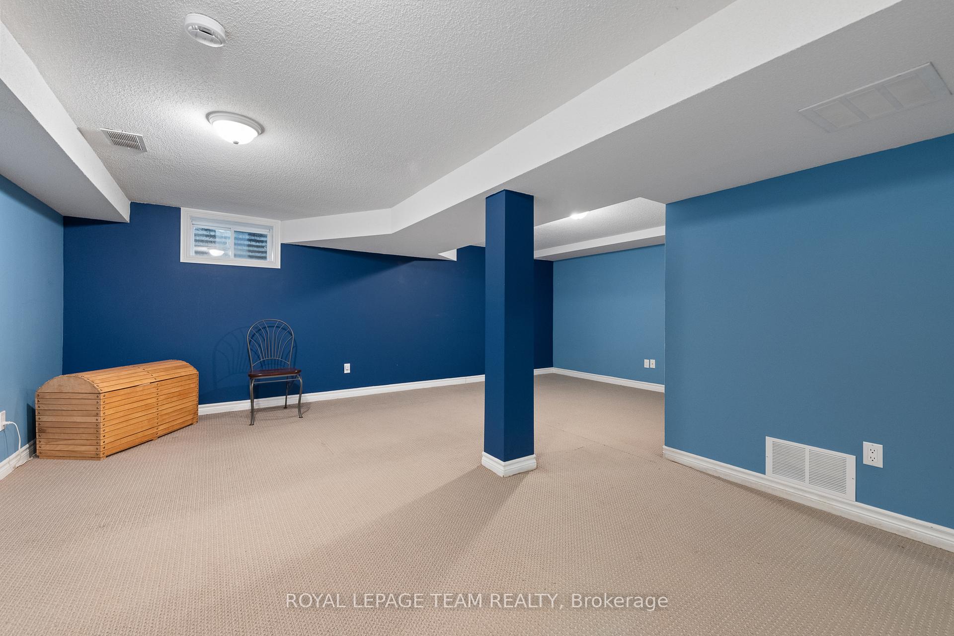 Photo 39 of Unit 54, 227 Ridgepark Private, Ottawa, Meadowlands/Crestview — HOMEH