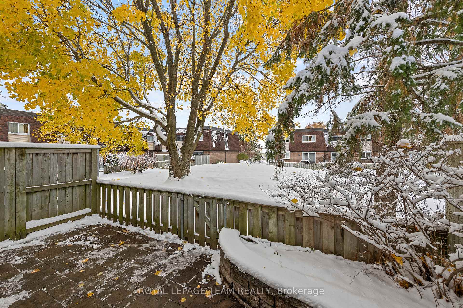 Photo 48 of Unit 54, 227 Ridgepark Private, Ottawa, Meadowlands/Crestview — HOMEH