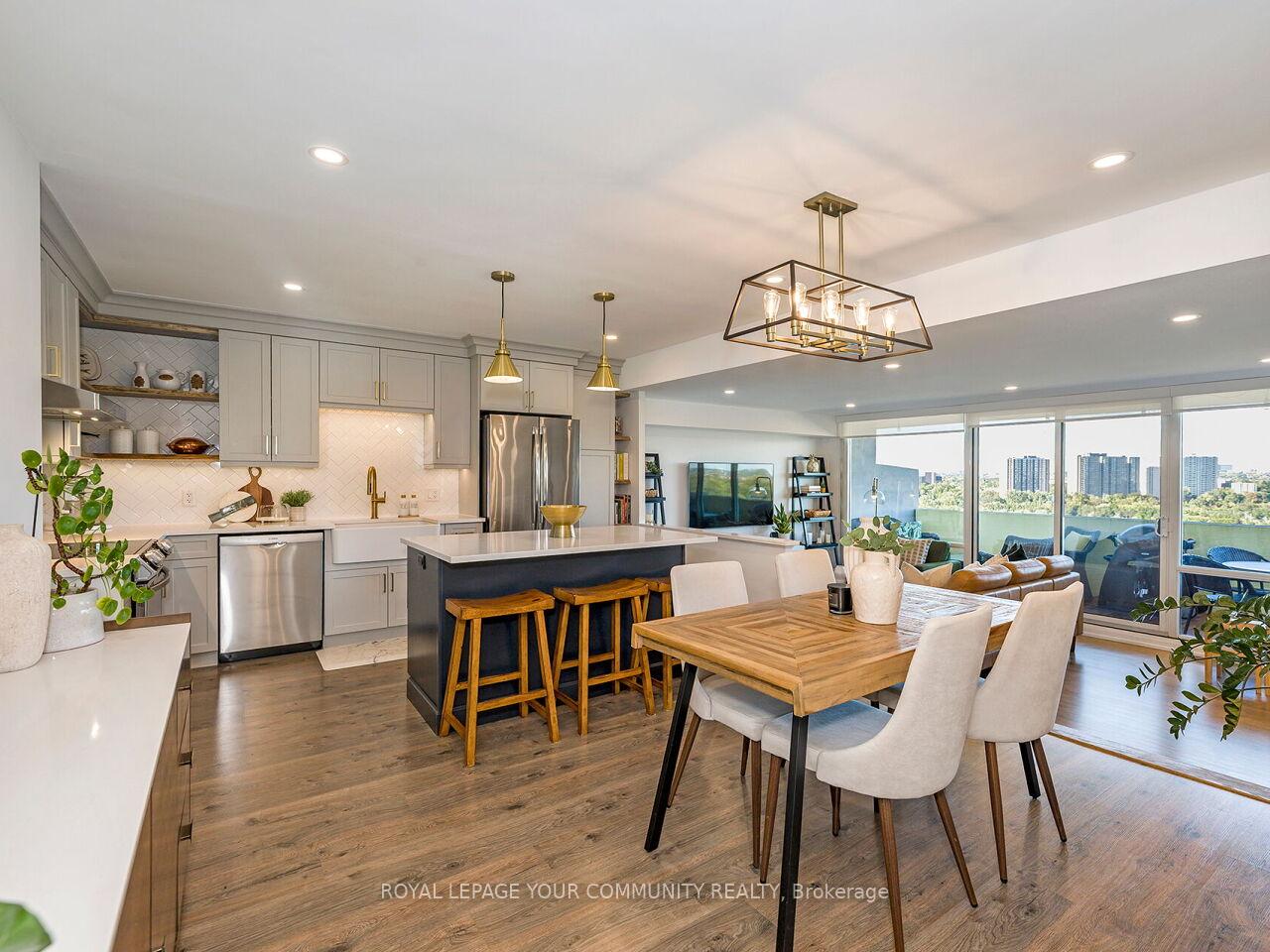 Photo 1 of Unit 2012, 270 Scarlett Road, Toronto, Rockcliffe-Smythe — HOMEH
