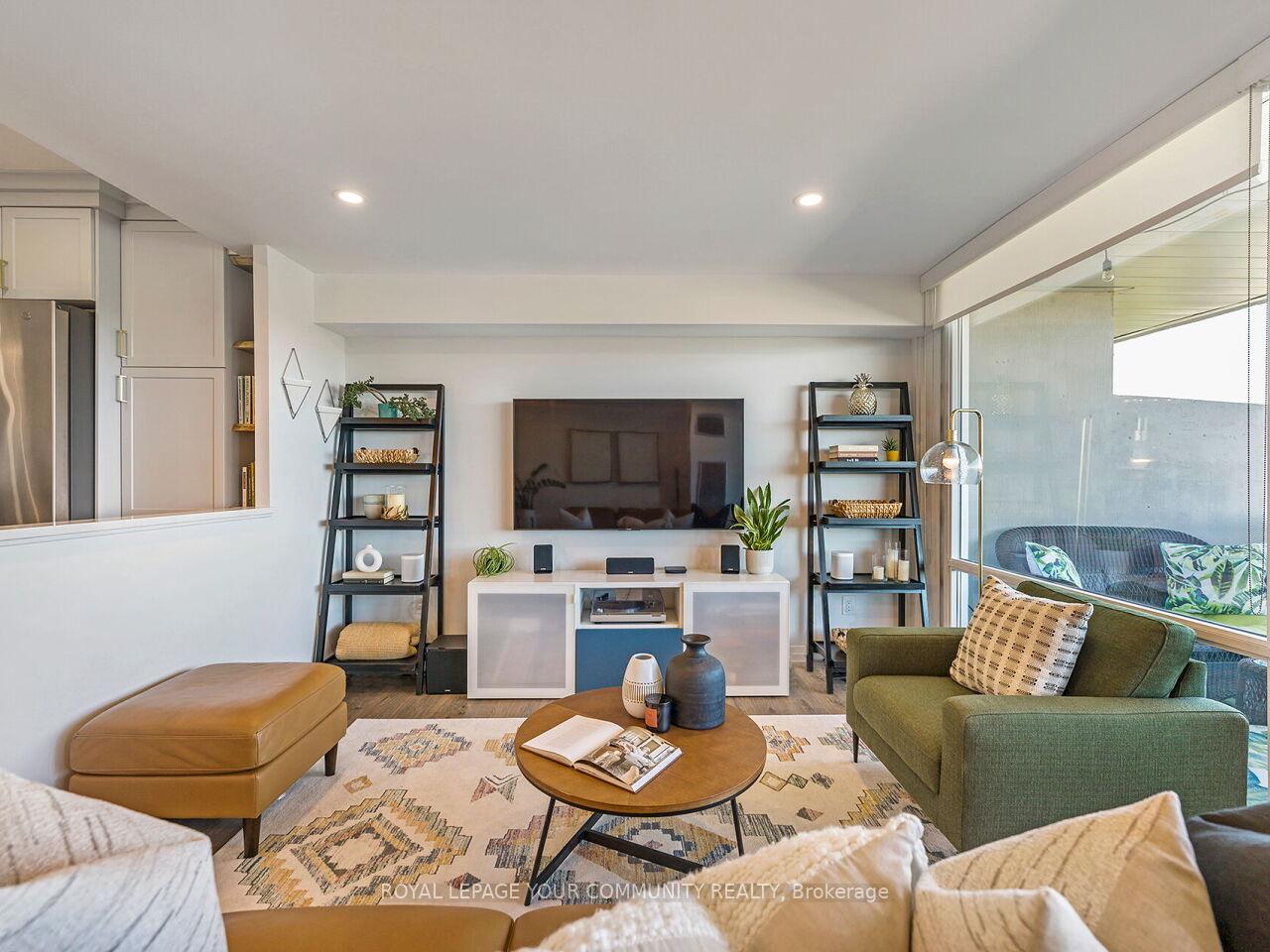 Photo 14 of Unit 2012, 270 Scarlett Road, Toronto, Rockcliffe-Smythe — HOMEH
