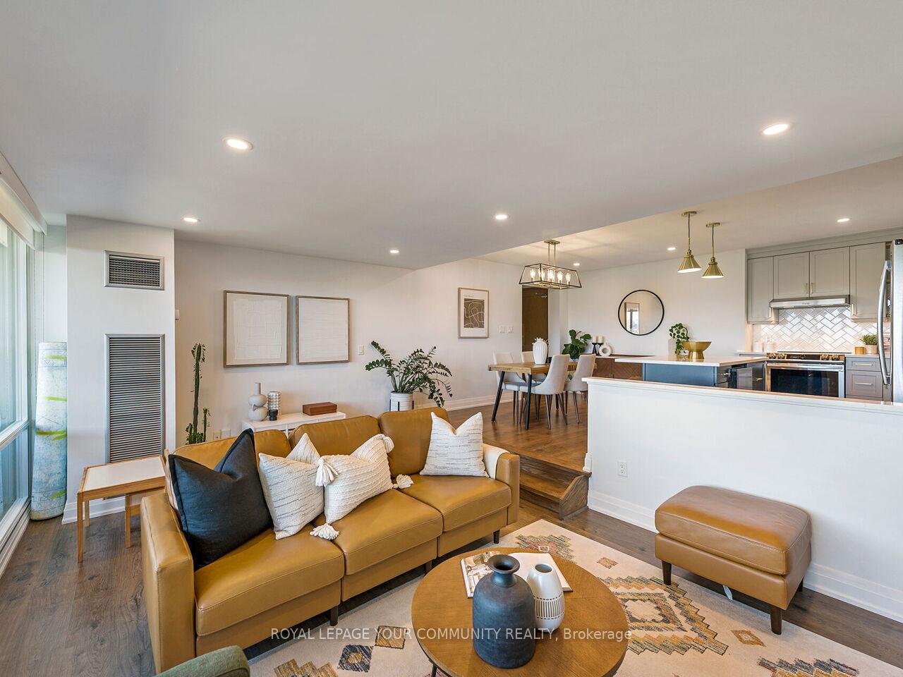 Photo 16 of Unit 2012, 270 Scarlett Road, Toronto, Rockcliffe-Smythe — HOMEH