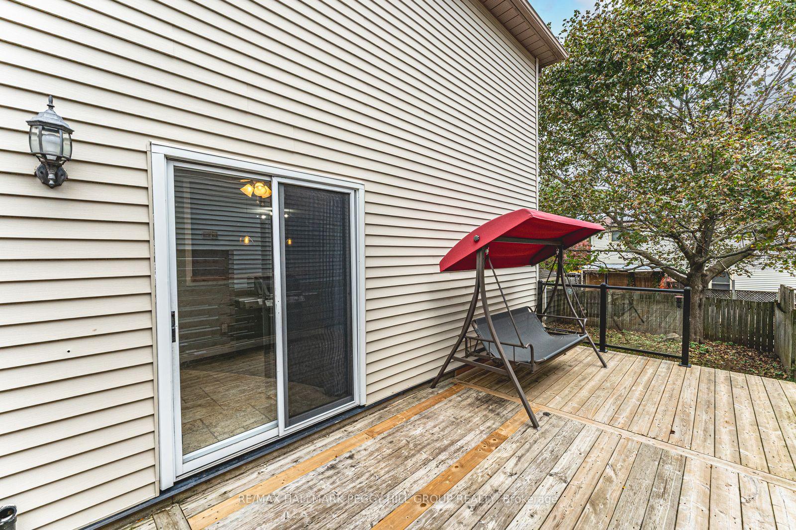 Photo 19 of 41 Penton Drive, Barrie, Sunnidale — HOMEH