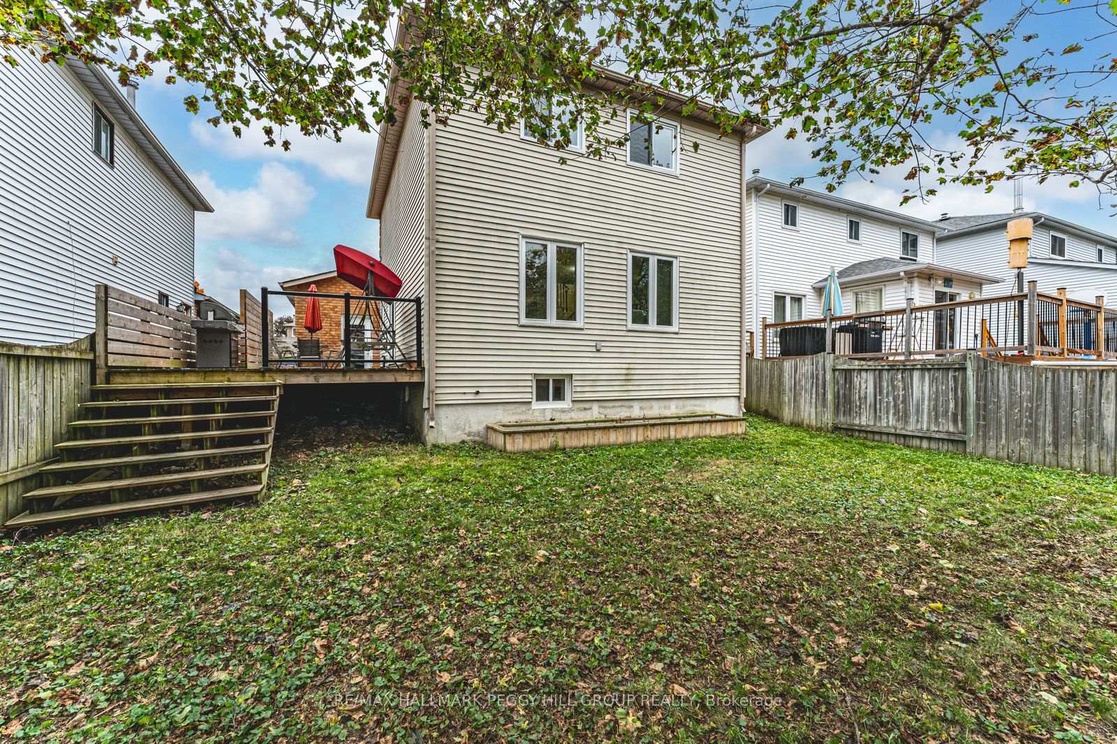 Photo 13 of 41 Penton Drive, Barrie, Sunnidale — HOMEH