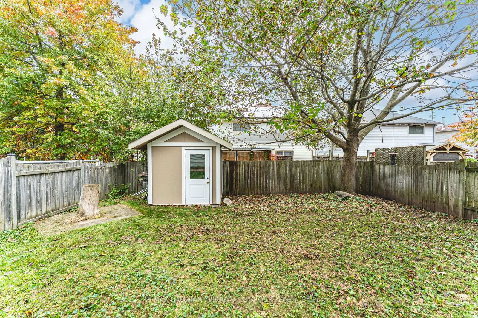 Photo 16 of 41 Penton Drive, Barrie, Sunnidale — HOMEH
