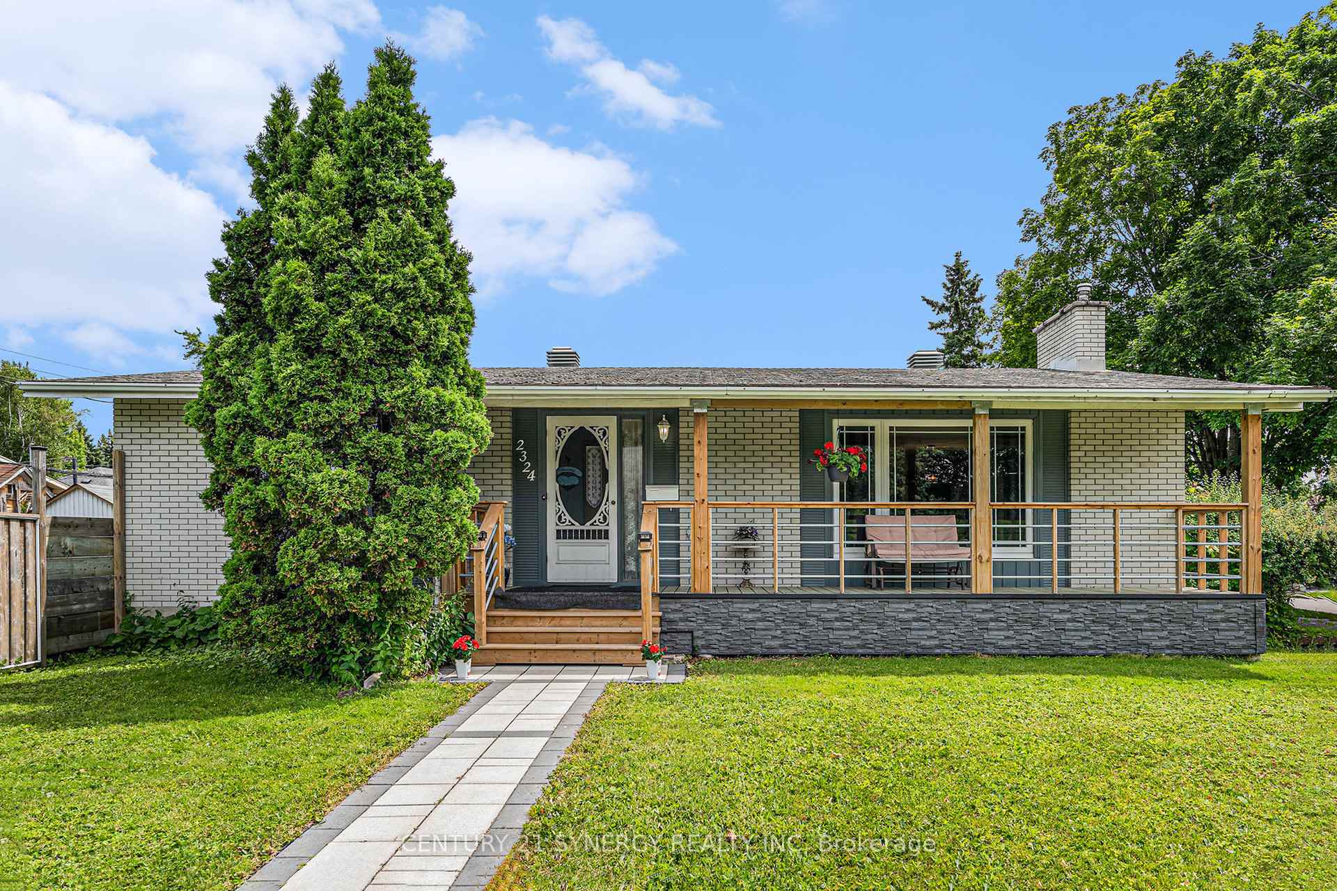 Photo 1 of 2324 Susan Street, Ottawa, Hawthorne Meadows — HOMEH