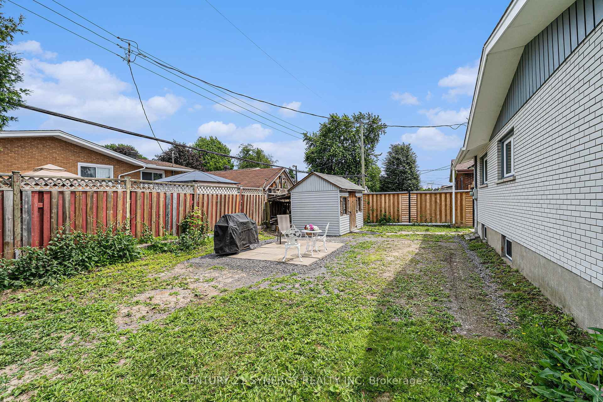 Photo 28 of 2324 Susan Street, Ottawa, Hawthorne Meadows — HOMEH