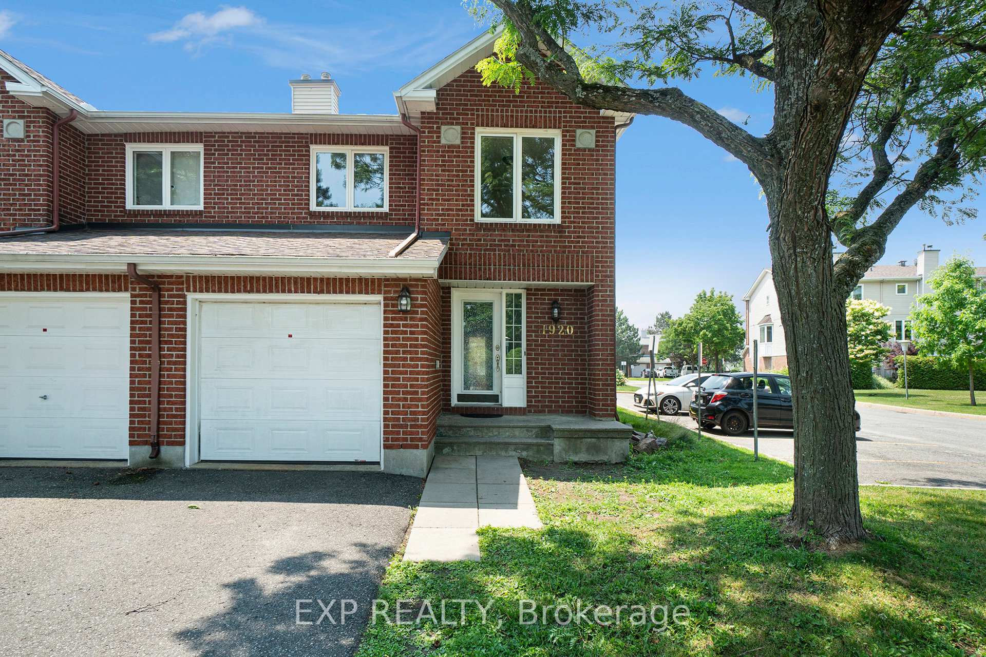 Photo 1 of Unit 88, 1920 Ashmont Street, Ottawa, Chapel Hill — HOMEH