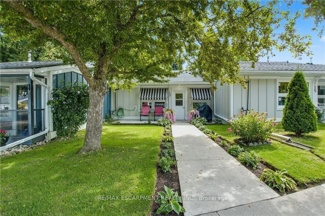 Photo 2 of 13 Sister Varga Terrace, Hamilton, Kennedy — HOMEH