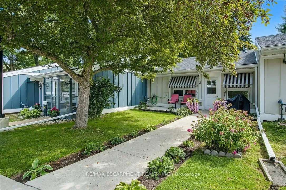 Photo 3 of 13 Sister Varga Terrace, Hamilton, Kennedy — HOMEH
