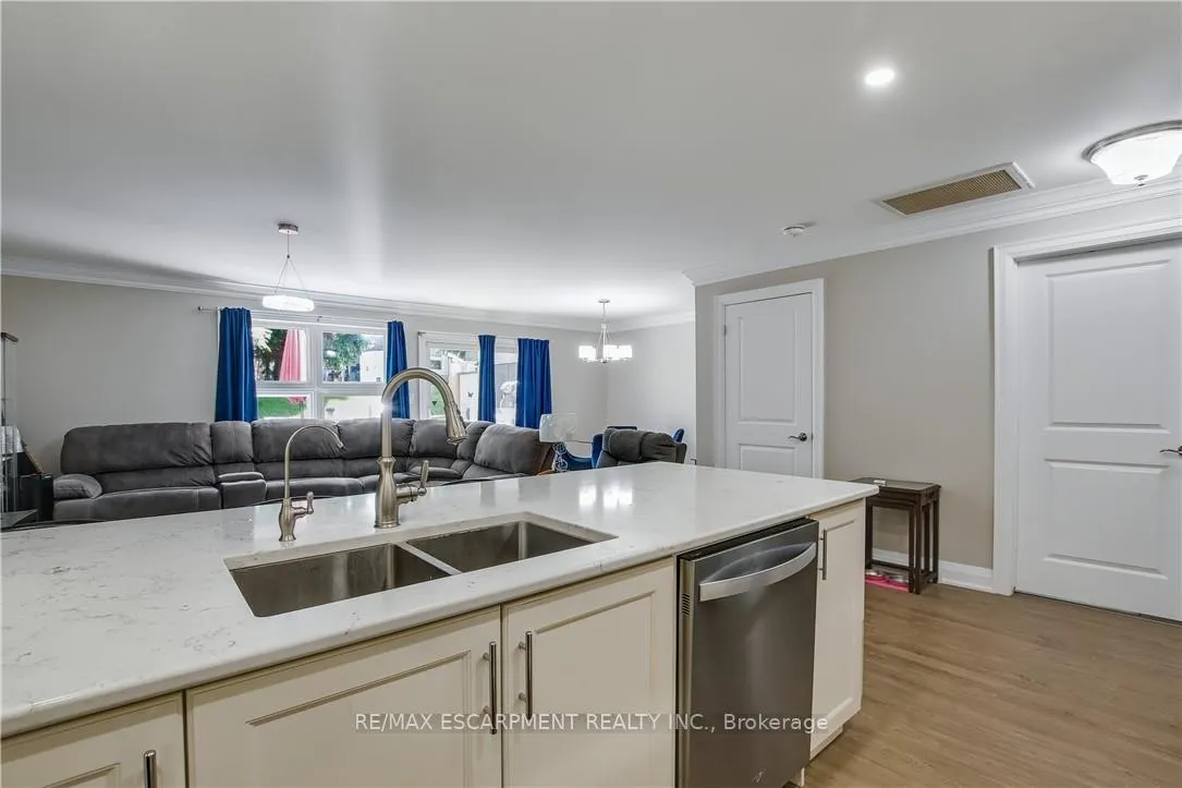 Photo 8 of 13 Sister Varga Terrace, Hamilton, Kennedy — HOMEH