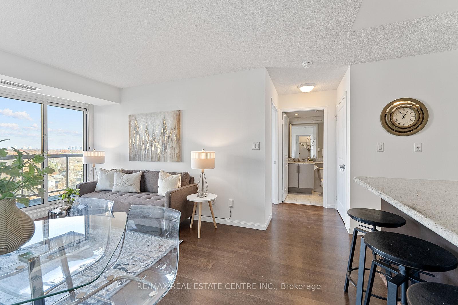 Photo 12 of Unit 1405, 900 Mount Pleasant Road, Toronto, Mount Pleasant West — HOMEH