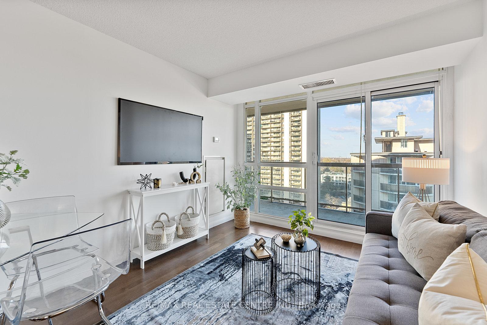 Photo 14 of Unit 1405, 900 Mount Pleasant Road, Toronto, Mount Pleasant West — HOMEH